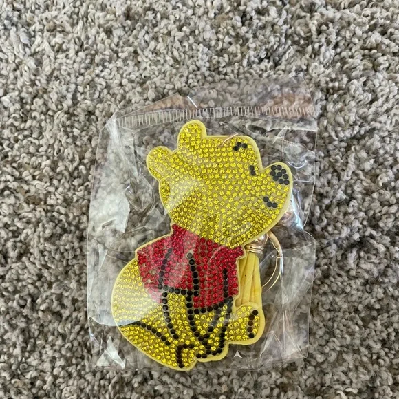 Winnie the Pooh Rhinestone Bag Charm - Picture 2 of 2